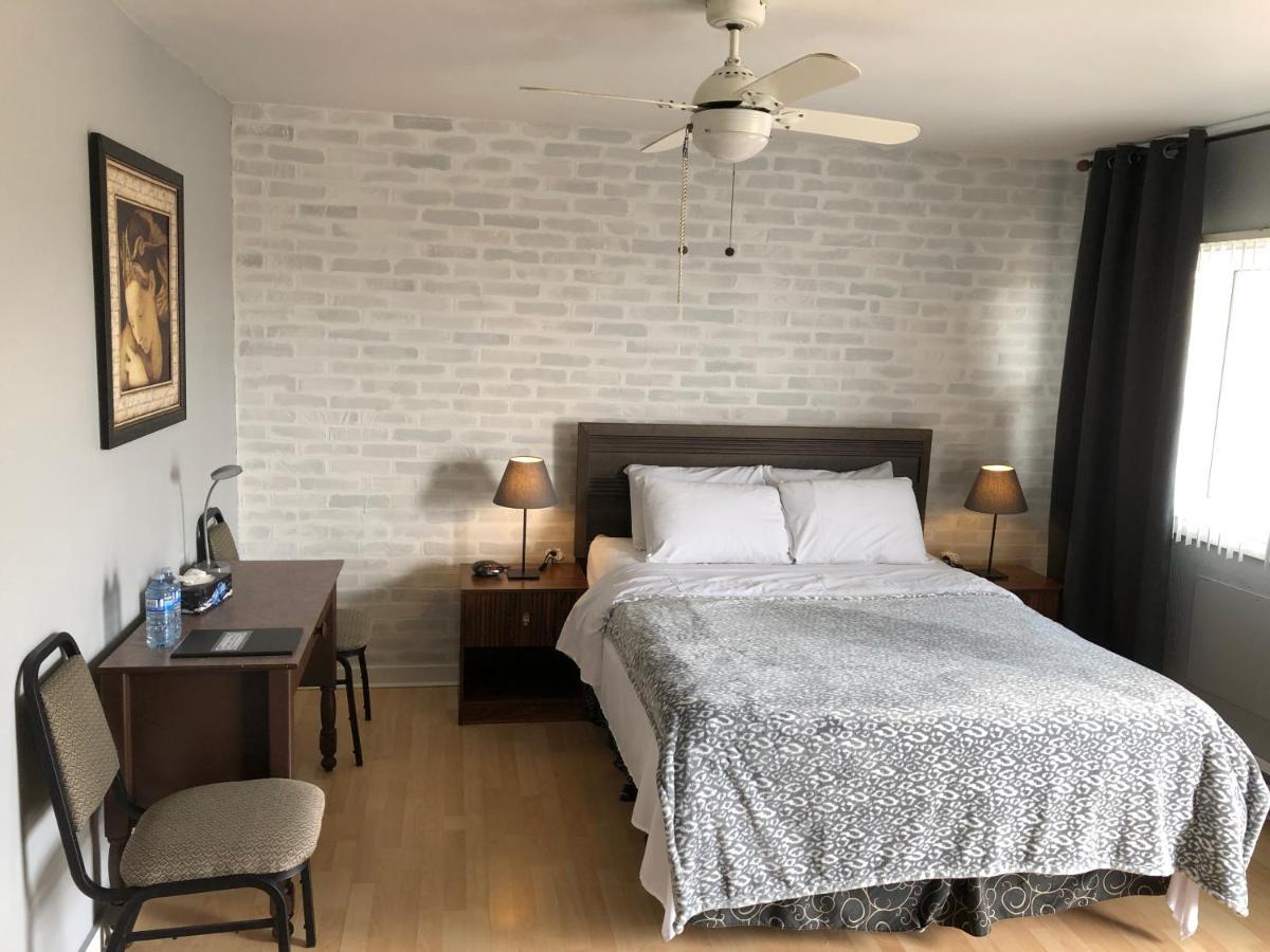 Berry Mills Auberge Restwell Motel מראה חיצוני תמונה