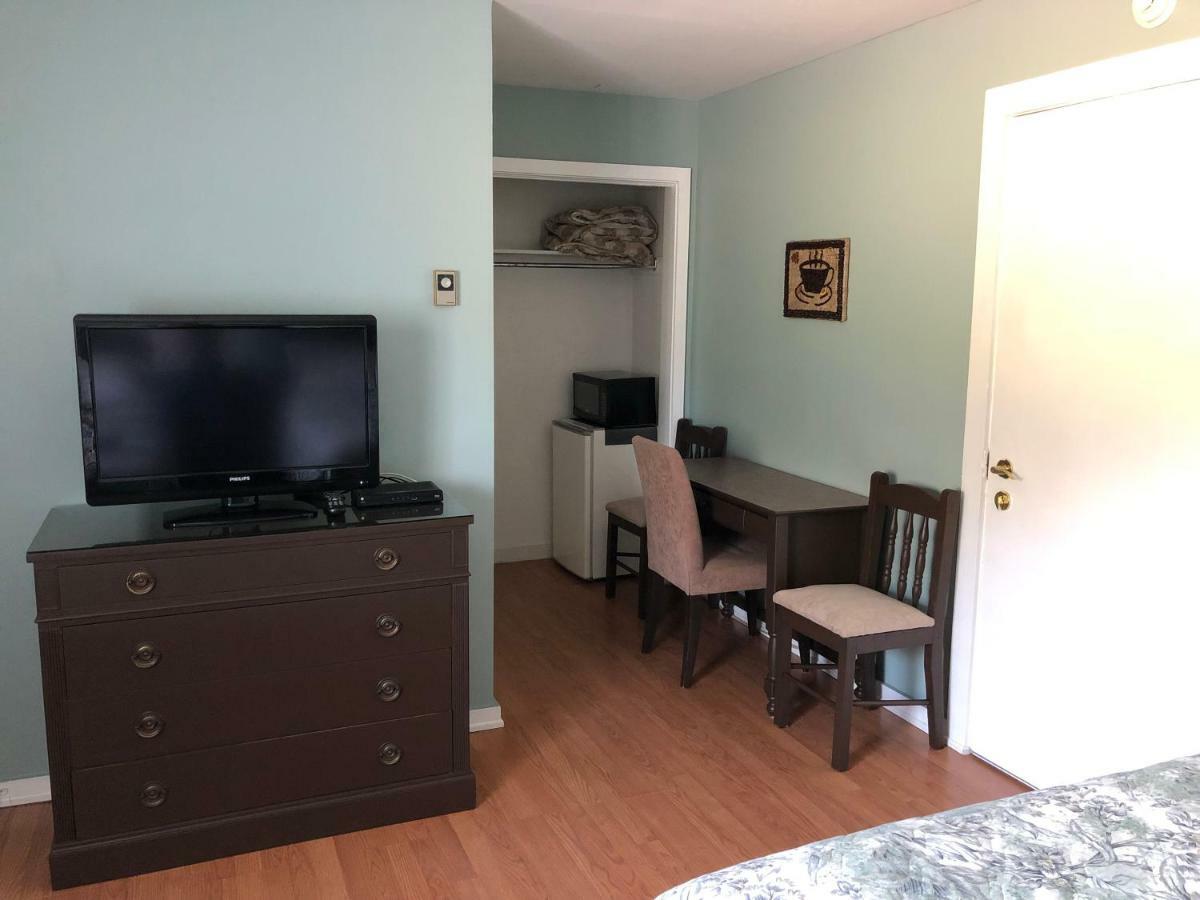Berry Mills Auberge Restwell Motel מראה חיצוני תמונה